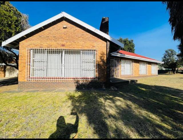 4 BEDROOM HOUSE FOR SALE IN DUNNOTTAR